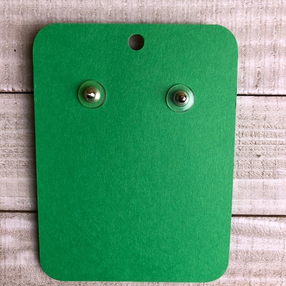 Earrings, Preppy Kelly Green NWT Faux Leather - Picture 5 of 5
